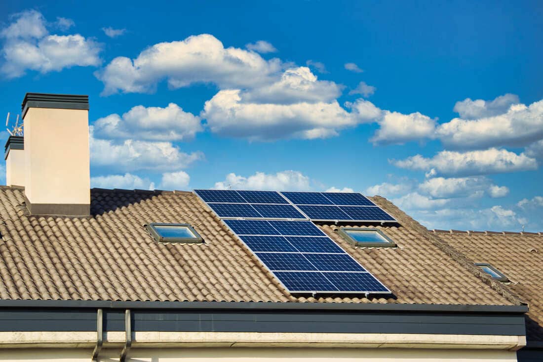 découvrez comment un toit photovoltaïque peut transformer votre maison en une source d'énergie rentable. maximisez vos gains edf grâce à l'énergie solaire et réduisez votre facture d'électricité tout en contribuant à la protection de l'environnement.