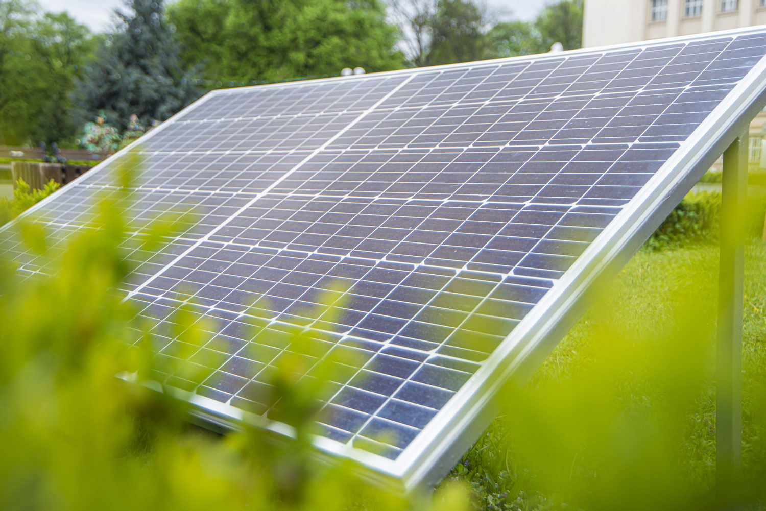 découvrez les nombreux avantages de la toiture photovoltaïque, une solution écologique et économique pour produire votre propre électricité. apprenez également comment entretenir efficacement votre installation pour assurer sa durabilité et optimiser ses performances.