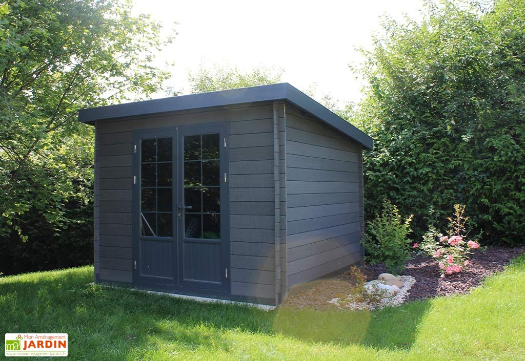 découvrez notre abri de jardin à toit incliné, alliant esthétisme et fonctionnalité. idéal pour protéger vos outils et fournitures de jardin tout en s'intégrant parfaitement dans votre espace extérieur. résistant et pratique, cet abri est la solution parfaite pour garder votre jardin ordonné.