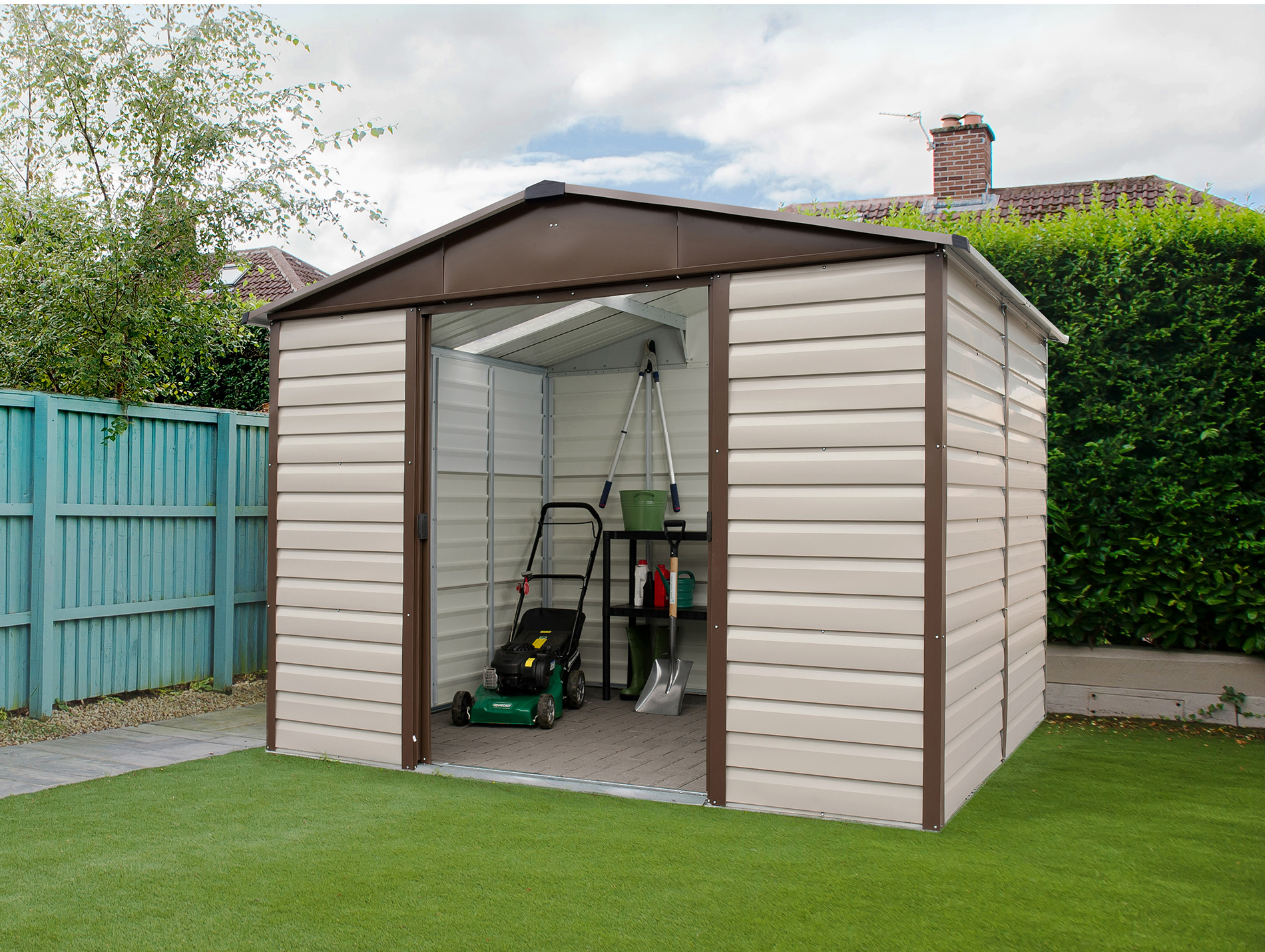 découvrez notre abri jardin en tôle, la solution idéale pour protéger vos outils et fournitures de jardin. résistant, durable et esthétiquement plaisant, cet abri s'intègre parfaitement dans votre espace extérieur tout en offrant une sécurité optimale.