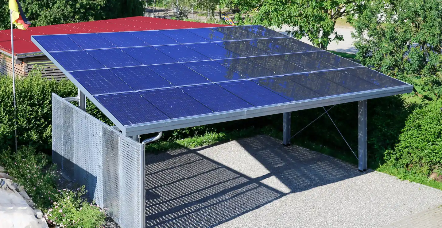 découvrez notre abri voiture photovoltaïque, alliant protection pour votre véhicule et production d'énergie verte. profitez d'une solution innovante et écologique qui réduit votre empreinte carbone tout en vous offrant un abri moderne et design.