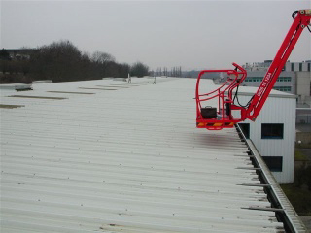 découvrez nos solutions innovantes pour un accès sécurisé et facile à votre toit. que ce soit pour l'entretien, l'installation ou l'inspection, nous vous offrons des équipements adaptés et des conseils d'experts pour garantir votre sécurité et celle de votre habitation.