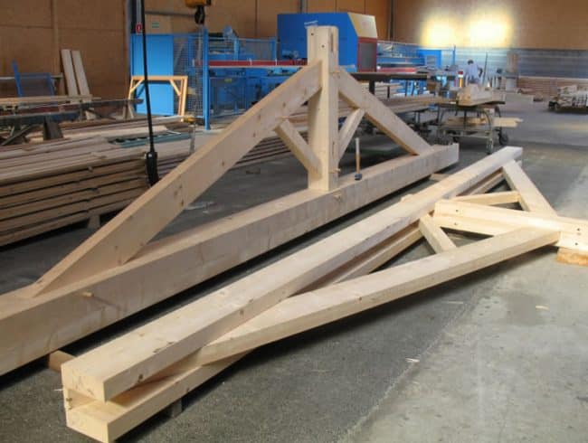 découvrez nos services d'aide à la charpente pour réaliser vos projets de construction ou de rénovation. profitez de conseils d'experts, d'un accompagnement personnalisé et de solutions adaptées à vos besoins pour des structures durables et esthétiques.