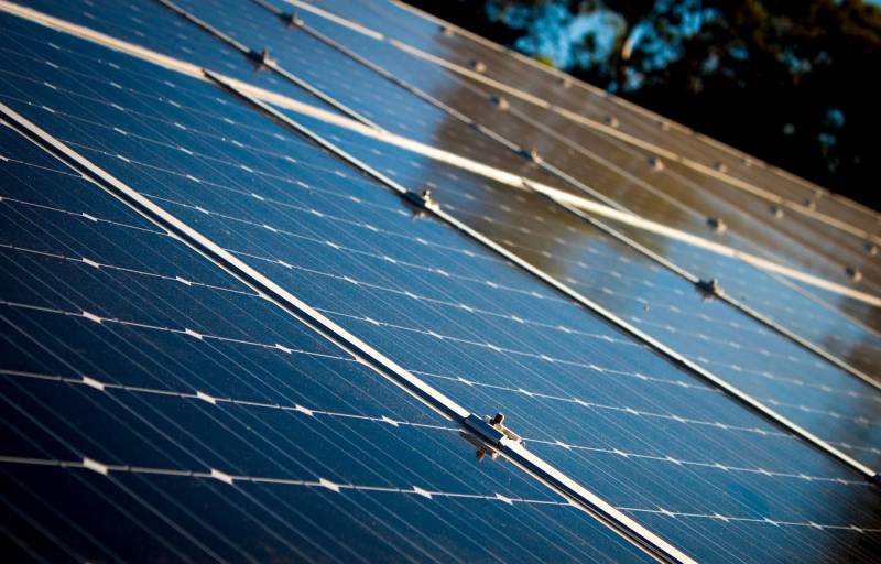 découvrez toutes les aides disponibles pour l'installation de panneaux photovoltaïques en 2025. profitez de subventions et de crédits d'impôt pour réduire vos coûts et contribuer à une énergie plus verte. informez-vous sur les conditions d'éligibilité et comment optimiser votre projet solaire.