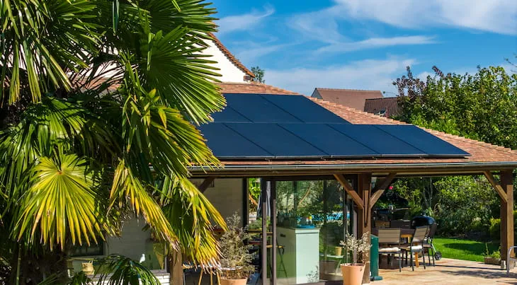 découvrez les aides financières pour l'installation de panneaux solaires en 2025. profitez de subventions, crédits d'impôt et autres dispositifs pour réduire le coût de votre projet solaire et contribuer à la transition énergétique.