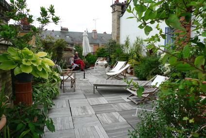découvrez comment transformer votre toit en terrasse en un espace convivial et esthétique. aménagement, mobilier, végétation : toutes les idées pour profiter pleinement de votre toit terrasse.