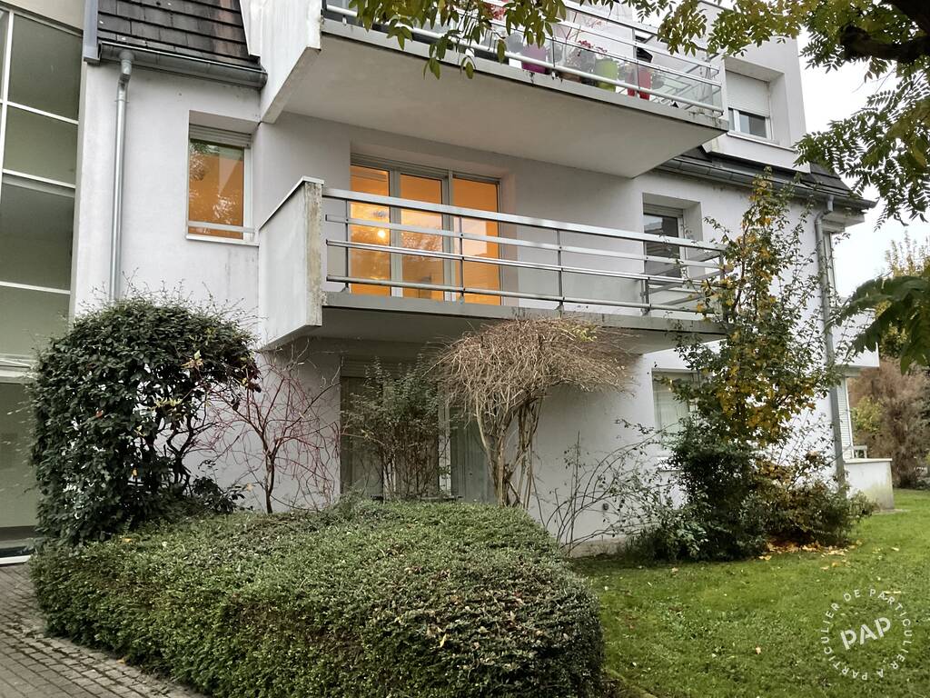 découvrez un charmant appartement avec terrasse à strasbourg, idéalement situé pour profiter de la beauté de la ville. profitez de moments de détente en plein air tout en étant à proximité des attractions locales.