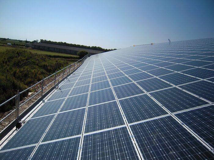 découvrez comment l'écologie et le photovoltaïque s'entrelacent pour promouvoir une énergie durable. explorez les avantages de l'énergie solaire pour préserver notre planète tout en réduisant votre facture d'électricité.