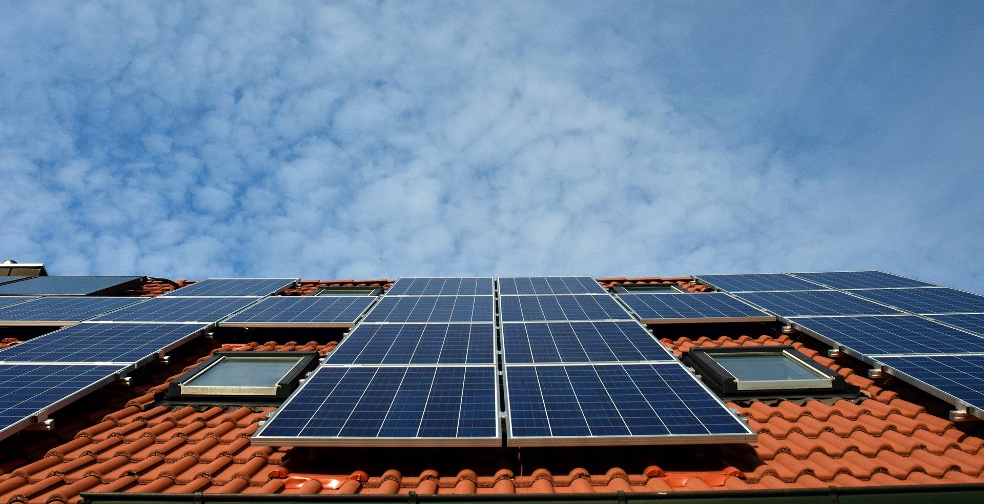 découvrez les avantages de l'autoconsommation photovoltaïque, une solution écologique et économique pour produire votre propre électricité grâce à l'énergie solaire. informez-vous sur les installations, les aides financières et les bénéfices à long terme pour votre maison ou entreprise.