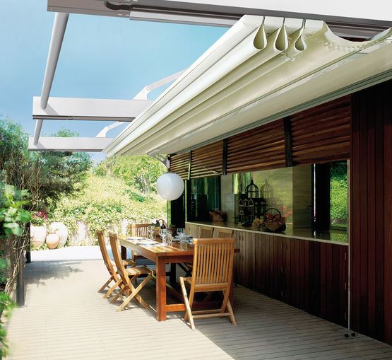 découvrez comment un auvent peut transformer votre espace extérieur en offrant ombre et protection tout en ajoutant une touche esthétique à votre maison. explorez les différents styles, matériaux et avantages d'un auvent pour améliorer votre confort en plein air.