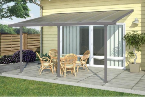 découvrez nos auvents pour terrasse, alliant esthétisme et protection contre les intempéries. profitez de votre espace extérieur en toute saison avec nos solutions sur mesure. transformez votre terrasse en un lieu de détente idéal.