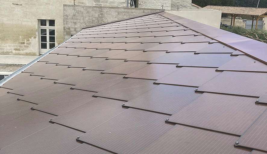 découvrez les avantages de l'ardoise solaire tesla, une solution innovante alliant esthétique et efficacité énergétique. profitez d'une toiture élégante et durable tout en réduisant votre empreinte carbone et en générant de l'énergie propre pour votre maison.