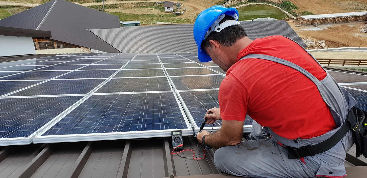 découvrez comment les panneaux photovoltaïques peuvent transformer votre entreprise en générant des économies d'énergie, en réduisant votre empreinte carbone et en augmentant votre compétitivité sur le marché. explorez les avantages fiscaux et les solutions durables pour un avenir plus vert.