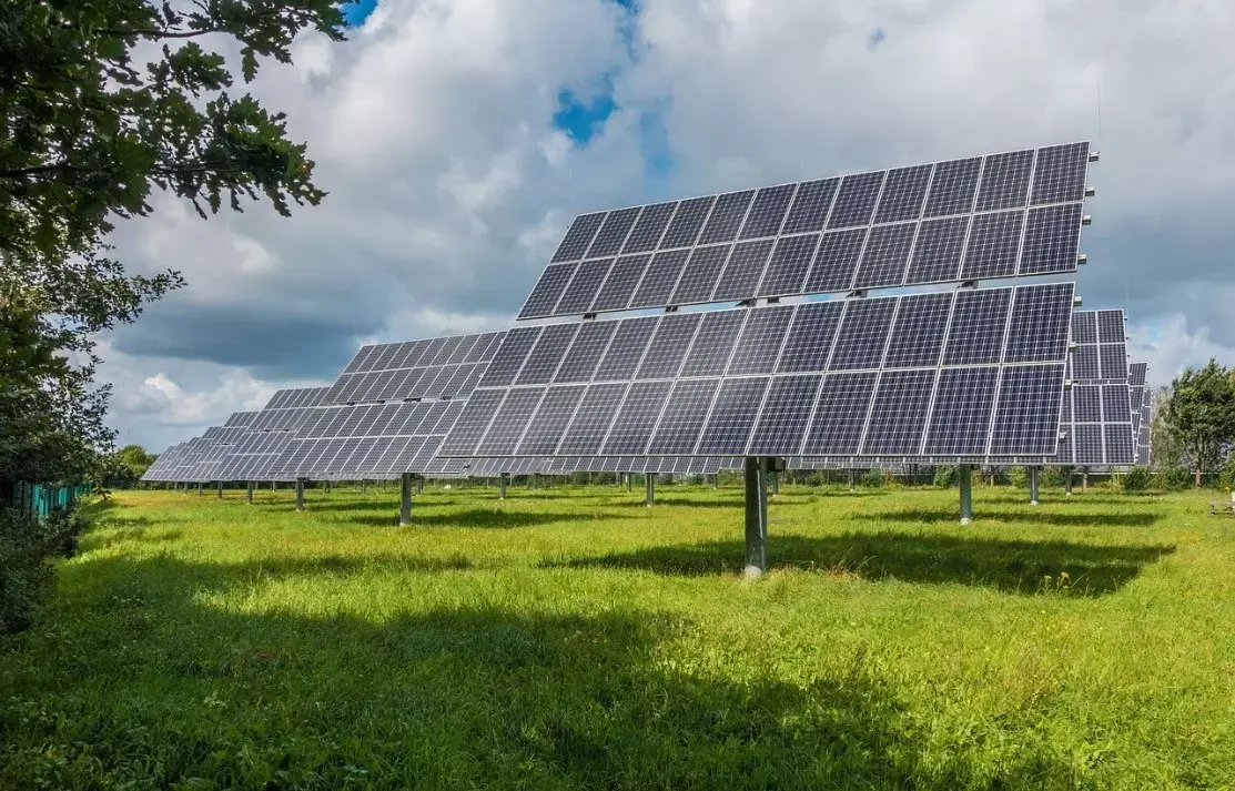 découvrez les principaux avantages des panneaux photovoltaïques pour les entreprises, incluant des économies sur les factures d'énergie, une réduction de l'empreinte carbone et une amélioration de l'image de marque. explorez comment ces solutions durables peuvent transformer votre modèle économique et contribuer à un développement durable.