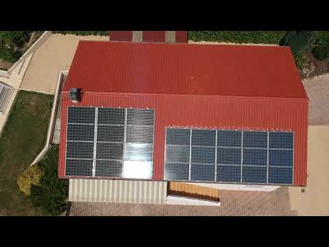 découvrez les nombreux avantages des panneaux solaires rouges : esthétiques, efficaces et respectueux de l'environnement, ces systèmes innovants offrent une solution énergétique durable tout en embellissant votre habitat.