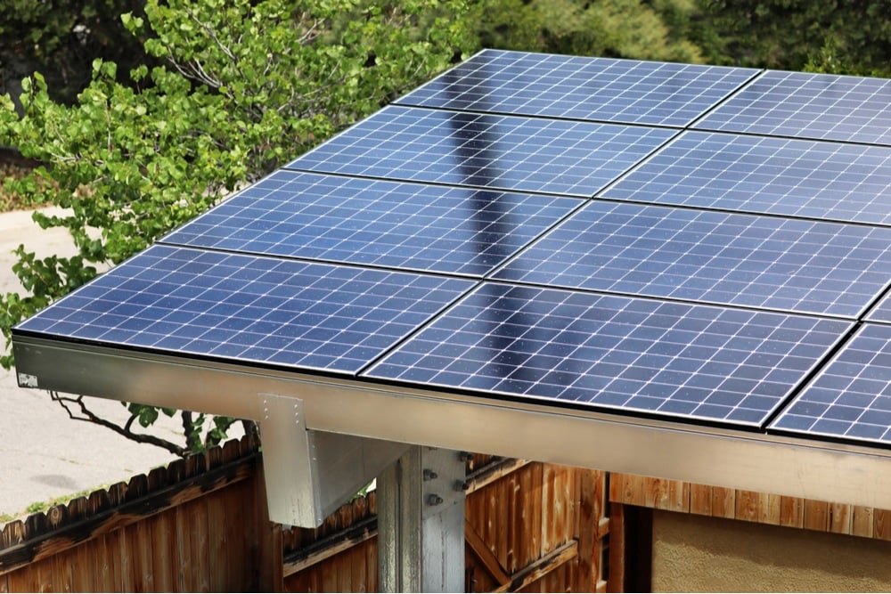 découvrez les avantages d'une pergola photovoltaïque : optimisez votre espace extérieur tout en produisant de l'énergie renouvelable. alliez esthétique et écologie grâce à cette solution innovante qui valorise votre habitat.