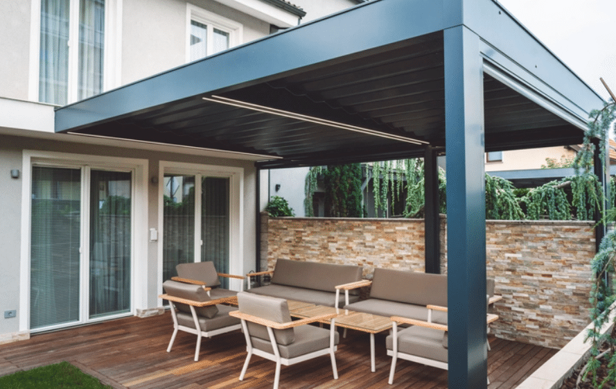 découvrez les avantages d'une pergola photovoltaïque : un espace extérieur agréable, production d'énergie renouvelable, protection contre les intempéries et valorisation de votre propriété. idéale pour allier confort et écologie, cette solution hybride vous permet de profiter pleinement de votre jardin tout en réduisant votre empreinte carbone.