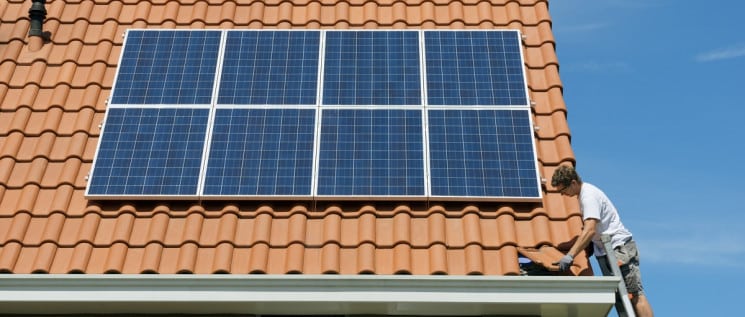 découvrez les avantages d'un système photovoltaïque de 9 kw : réduction des factures d'électricité, impact environnemental réduit, autonomie énergétique accrue et valorisation de votre bien immobilier. optez pour une énergie renouvelable performante et durable.