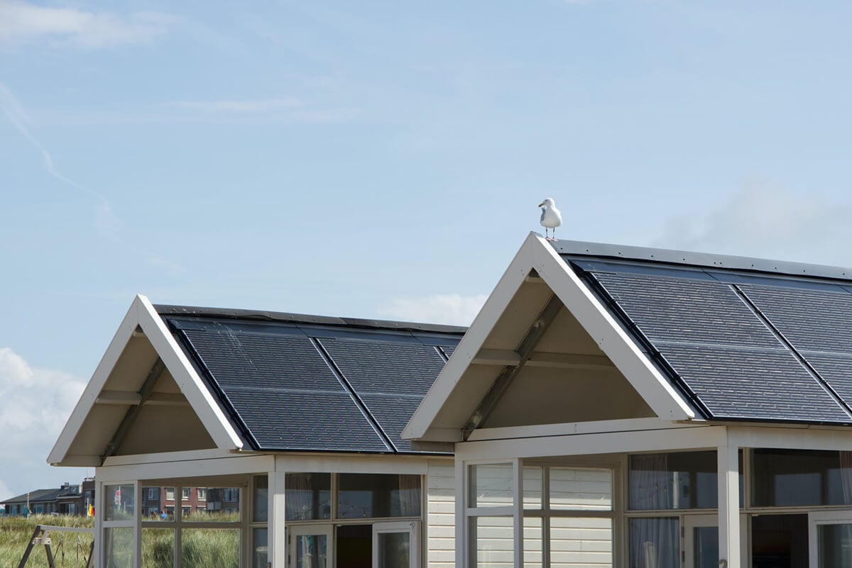 découvrez les nombreux avantages des toits photovoltaïques : économisez sur vos factures d'électricité, réduisez votre empreinte carbone et valorisez votre bien immobilier. adoptez l'énergie solaire et contribuez à un avenir durable tout en profitant d'une source d'énergie renouvelable et gratuite.