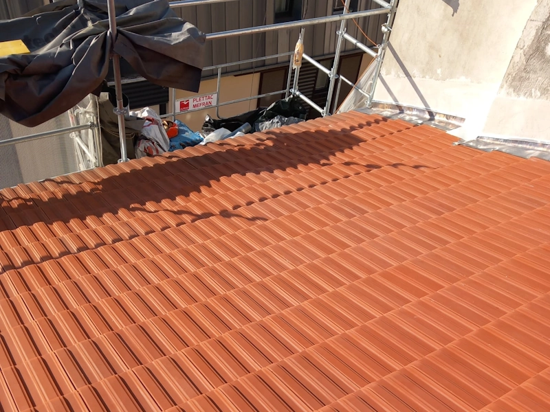 découvrez les avantages des tuiles thermiques : amélioration de l'isolation, réduction des coûts énergétiques et contribution à un habitat durable. optez pour une toiture performante et esthétique qui optimise votre confort tout en protégeant l'environnement.