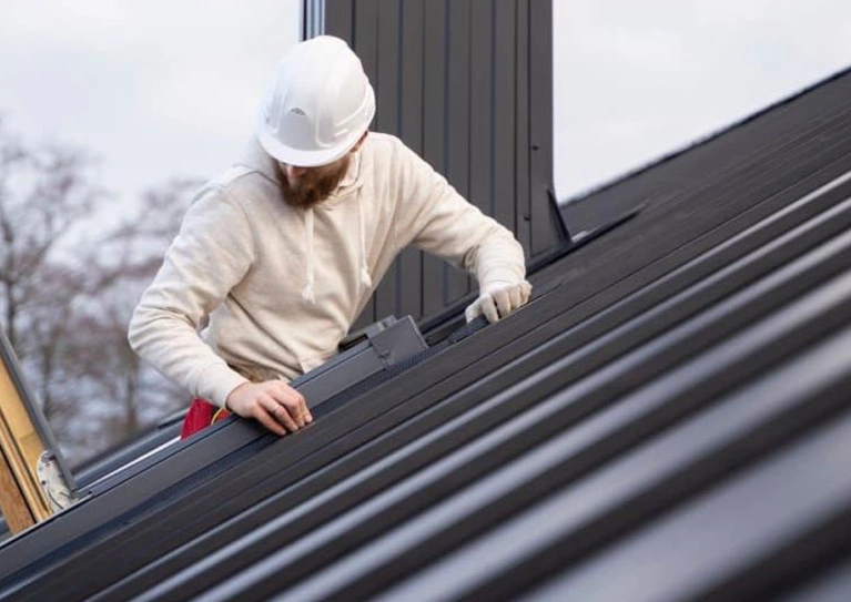 découvrez les avantages du bac acier pour votre toiture. ce matériau robuste et durable offre une excellente protection contre les intempéries tout en étant esthétique et facile à entretenir. idéal pour les constructions modernes, le bac acier garantit une isolation efficace et une longévité accrue.