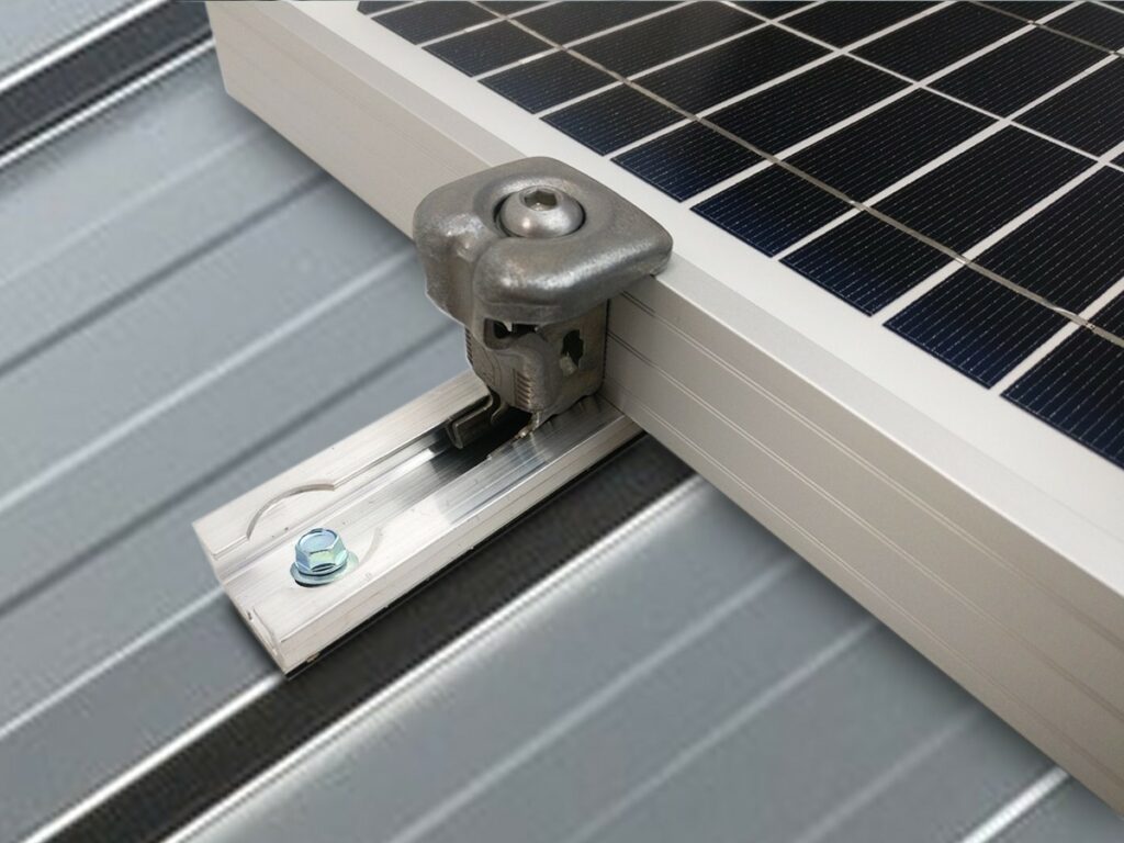 découvrez les avantages du bac acier pour une toiture photovoltaïque : solution durable, esthétiquement agréable et éco-responsable. optimisez votre production d'énergie solaire tout en protégeant votre maison avec notre guide complet.