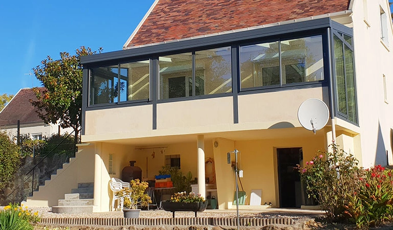 découvrez l'art d'aménager un balcon de toit, un espace extérieur unique qui transforme votre toit en un havre de paix. profitez de conseils pratiques pour la décoration, des idées d'aménagement et des solutions de verdure afin d'optimiser ce lieu atypique.