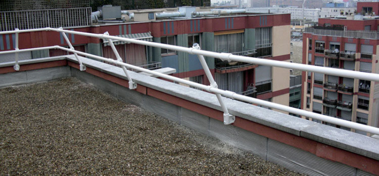 découvrez notre sélection de barrières de toit, idéales pour protéger vos espaces extérieurs tout en ajoutant une touche esthétique. parfaites pour les terrasses, balcons et toits, nos barrières allient sécurité et style. explorez des matériaux de qualité et des designs variés pour répondre à tous vos besoins.