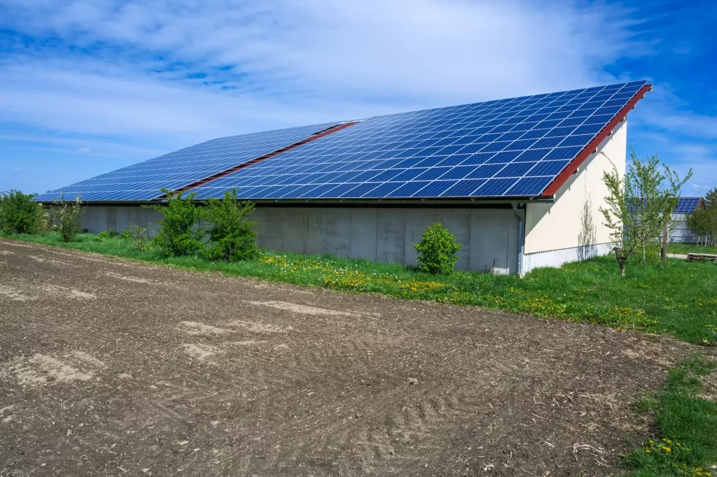 découvrez comment bénéficier d'un bâtiment solaire gratuit et profiter d'une énergie renouvelable sans frais. informez-vous sur les programmes, subventions et initiatives qui rendent cette opportunité accessible pour tous.