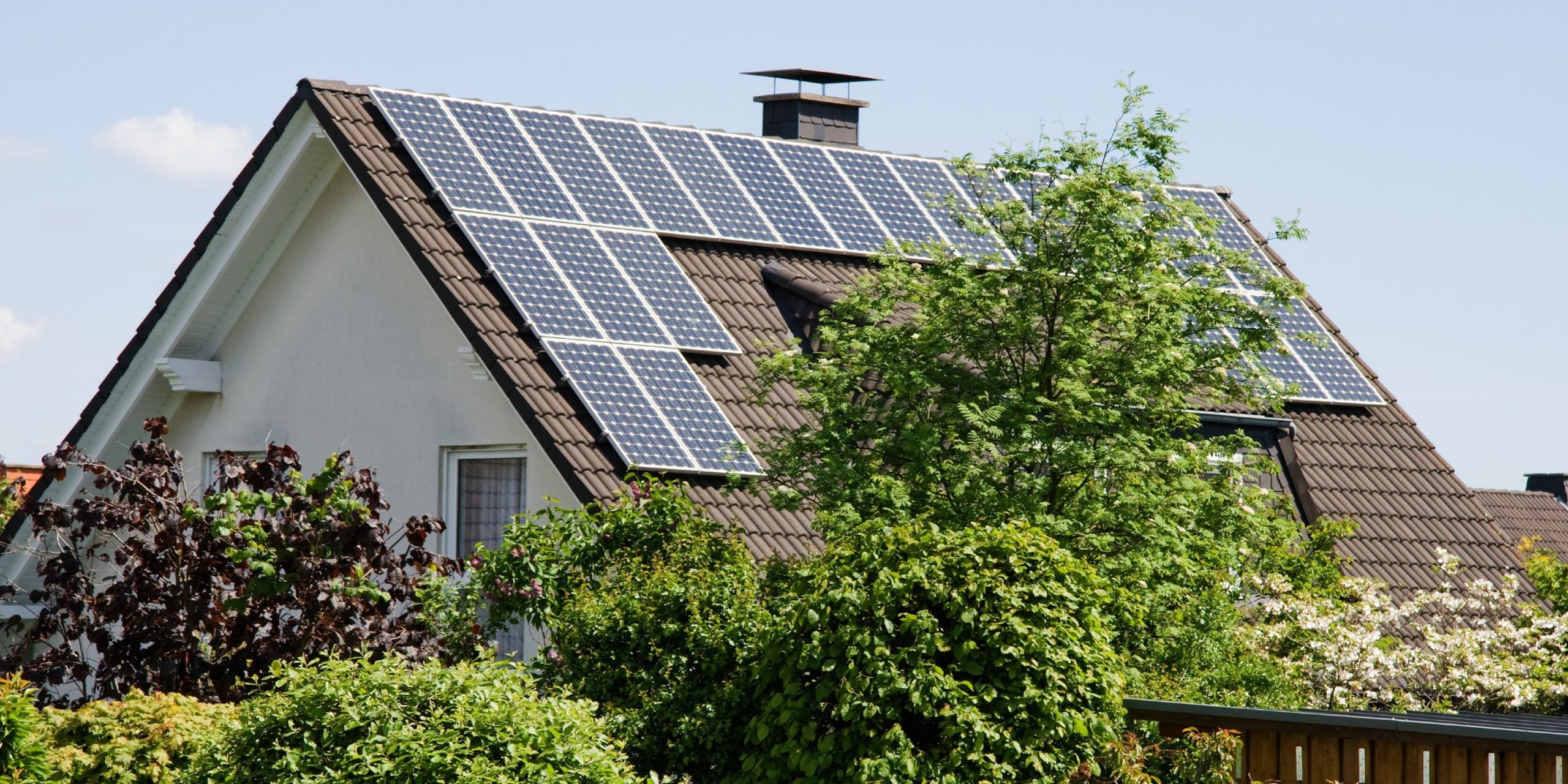 découvrez notre calculateur de panneaux solaires ! évaluez facilement la puissance nécessaire pour votre installation, optimisez votre consommation d'énergie et réduisez votre facture d'électricité. optez pour une énergie renouvelable et faites le choix de la durabilité.