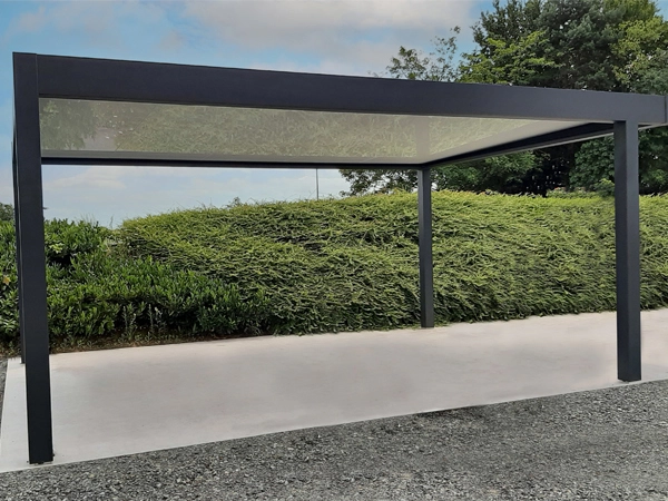 découvrez notre carport à toit plat, alliant design moderne et fonctionnalité. protégez votre véhicule des intempéries tout en apportant une touche esthétique à votre extérieur. idéal pour maximiser l'espace et s'adapter à tous les styles d'architecture.