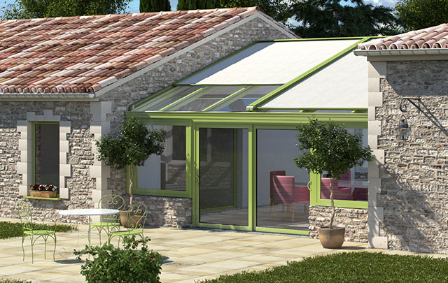 découvrez comment un toit véranda peut transformer votre espace extérieur en une oasis de confort et de lumière. profitez de vos moments en famille tout en étant protégé des intempéries. explorez nos conseils et idées pour intégrer ce concept innovant à votre maison.