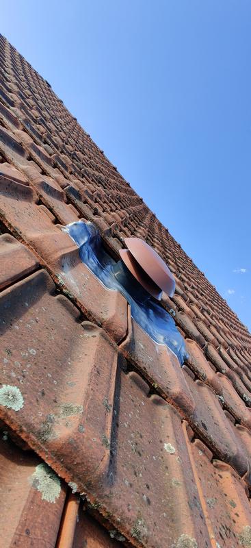 découvrez notre sélection de chapeaux de toit alliant style et fonctionnalité. protégez votre maison des intempéries tout en apportant une touche d'élégance à votre toiture. idéal pour tous les types d'habitations.