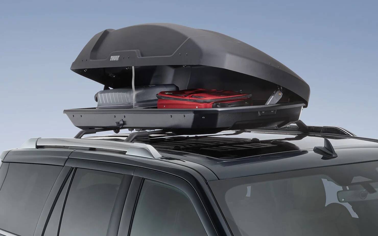 découvrez tout ce qu'il faut savoir sur le chargement de toit : conseils pratiques, poids maximum autorisé, et les meilleures méthodes pour transporter en toute sécurité vos équipements sur le toit de votre véhicule.