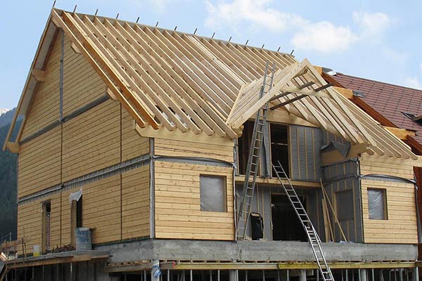 découvrez tout ce qu'il faut savoir sur la charpente de toit, entre conseils d'installation, choix des matériaux et techniques de construction, pour garantir la solidité et l'esthétisme de votre habitation.