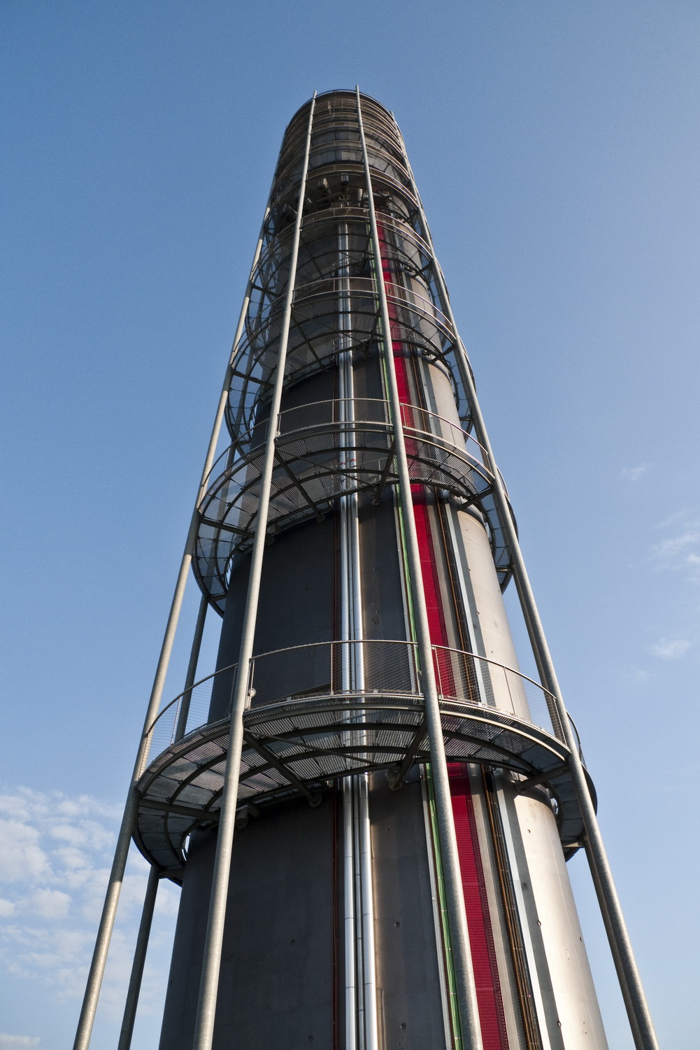 découvrez ciel trafic 2, l'outil ultime pour optimiser la gestion de votre trafic aérien. analysez, planifiez et suivez vos déplacements aériens avec une interface intuitive et des fonctionnalités avancées qui garantissent une expérience fluide et efficace.