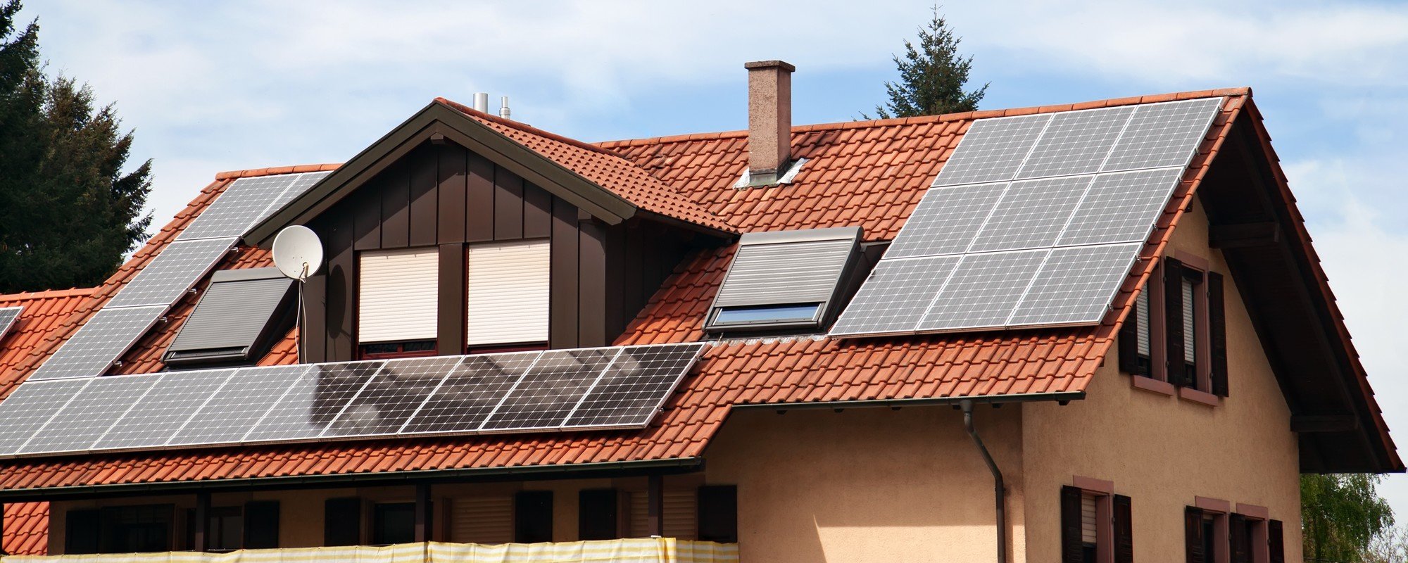 découvrez tout ce qu'il faut savoir sur le coût photovoltaïque, incluant les facteurs influençant le prix des panneaux solaires, les aides disponibles, et le retour sur investissement. informez-vous pour optimiser votre projet d'énergie renouvelable.