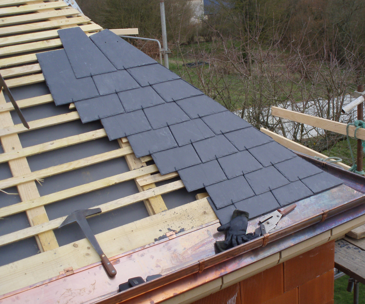 découvrez tout ce qu'il faut savoir sur les couvertures de toit : matériaux, avantages, conseils d'installation et d'entretien pour protéger efficacement votre maison. informez-vous pour faire le meilleur choix pour votre toiture.