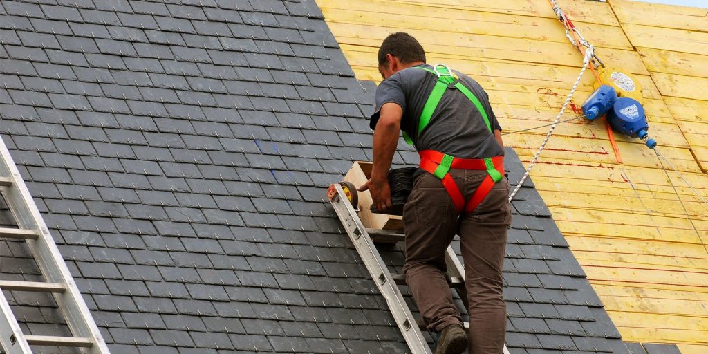 découvrez notre service de couverture expert, offrant des solutions de toiture de haute qualité pour protéger et embellir votre maison. nos couvreurs qualifiés sont à votre service pour des installations, réparations et maintenances adaptées à vos besoins.