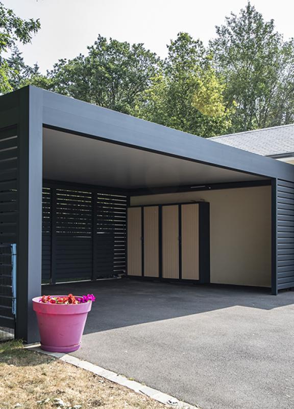 découvrez comment couvrir efficacement votre carport à toit plat pour allier protection et esthétique. suivez nos conseils pratiques pour choisir les meilleurs matériaux et garantir une durabilité optimale tout en embellissant votre espace extérieur.