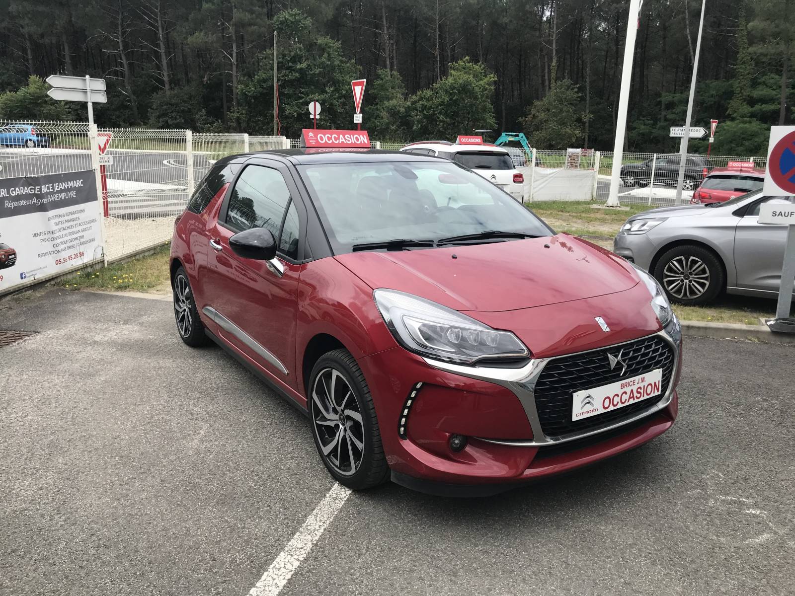 découvrez tout sur le toit de la ds3 : design élégant, matériaux de qualité et options personnalisables. optimisez le style et la performance de votre véhicule avec notre guide complet.