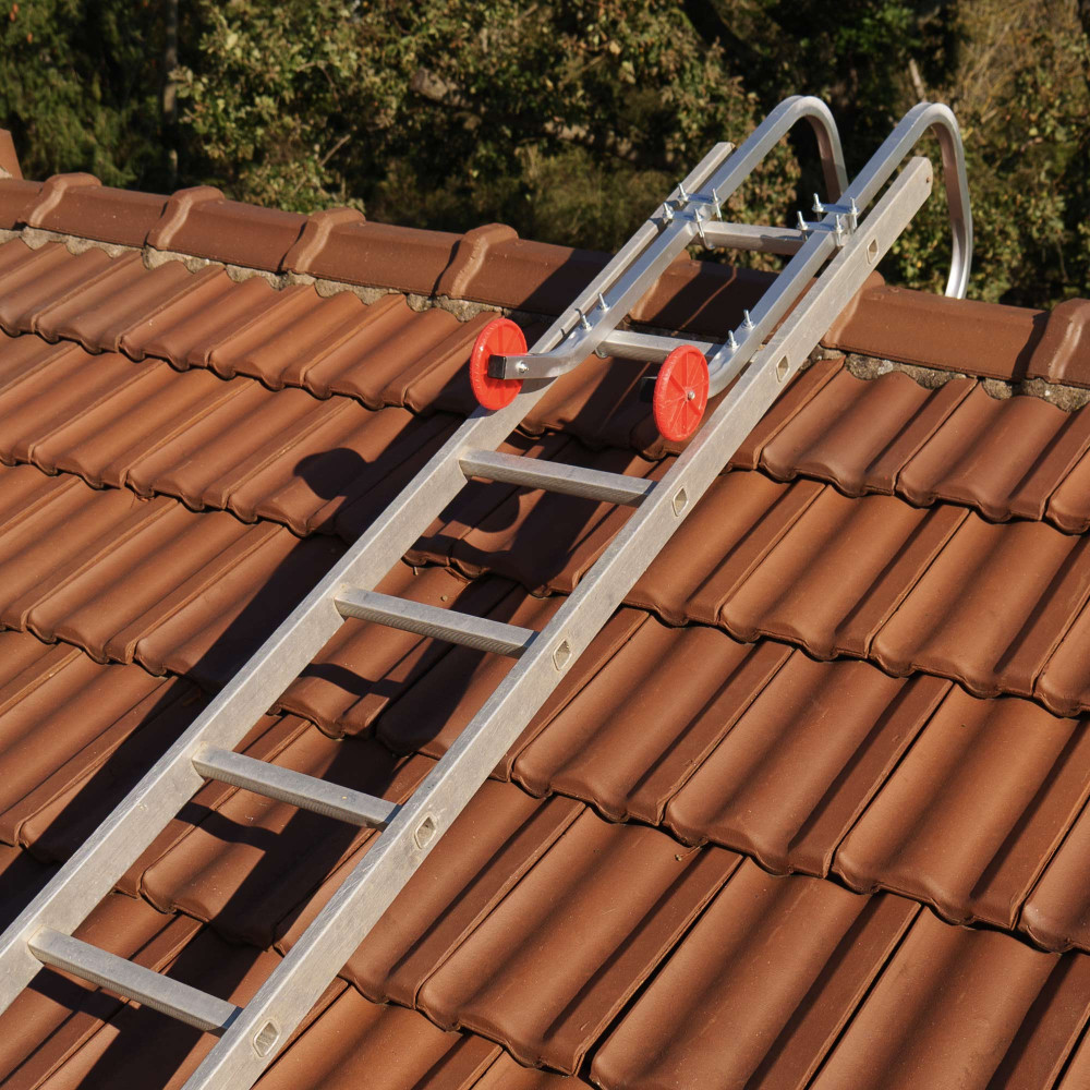 découvrez nos crochets échelle toiture, idéaux pour sécuriser vos montées sur toit. fabriqués avec des matériaux robustes, ils garantissent une fixation fiable et une sécurité optimale lors de vos travaux en hauteur.