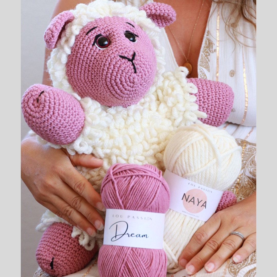 découvrez le crochet réglable essentiel, l'outil parfait pour tous vos projets de tricot et de crochet. pratique et fonctionnel, il s'adapte à vos besoins pour vous offrir un confort optimal et une grande précision dans vos créations.