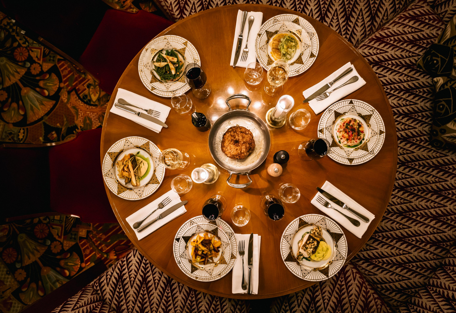 découvrez les avantages d'une cuisine sous un toit, alliant fonctionnalité et esthétique. plongez dans des conseils pratiques et des idées inspirantes pour créer un espace convivial, où il fait bon cuisiner et partager des moments inoubliables.