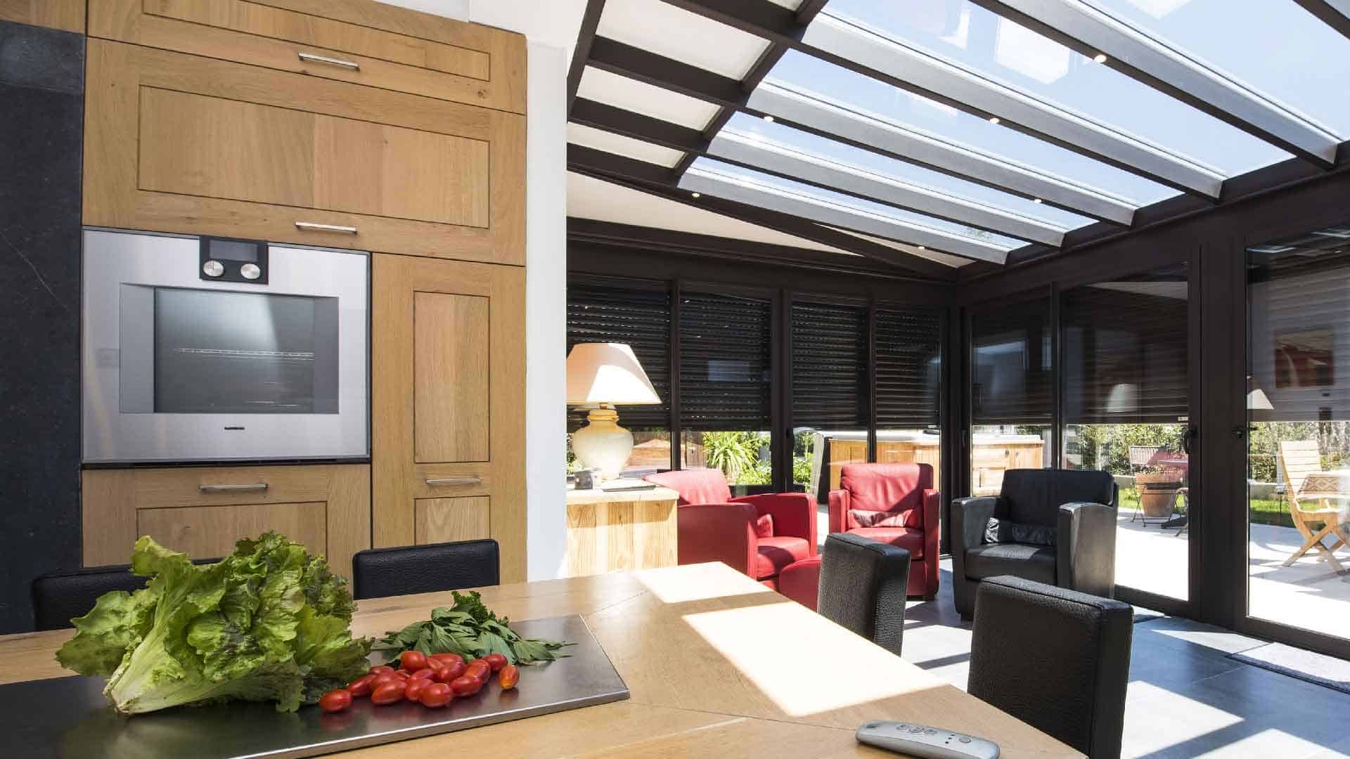 découvrez l'univers fascinant de la cuisine sur toit, un espace unique qui allie gastronomie et vue imprenable. explorez des recettes délicieuses et des astuces pour aménager votre propre terrasse culinaire, où chaque repas devient une expérience inoubliable en plein air.