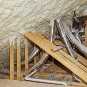 découvrez notre guide complet pour démonter une cheminée en toute sécurité. suivez nos conseils pratiques et astuces pour réussir cette tâche tout en préservant intégrité et sécurité de votre habitation.