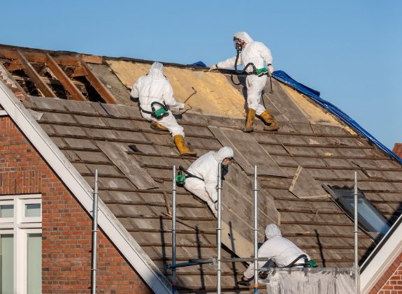 découvrez nos services spécialisés en désamiantage photovoltaïque, garantissant un environnement sûr et sain pour l'installation et l'entretien de vos panneaux solaires. bénéficiez d'une expertise certifiée pour décontaminer vos sites tout en préservant l'efficacité de votre système photovoltaïque.
