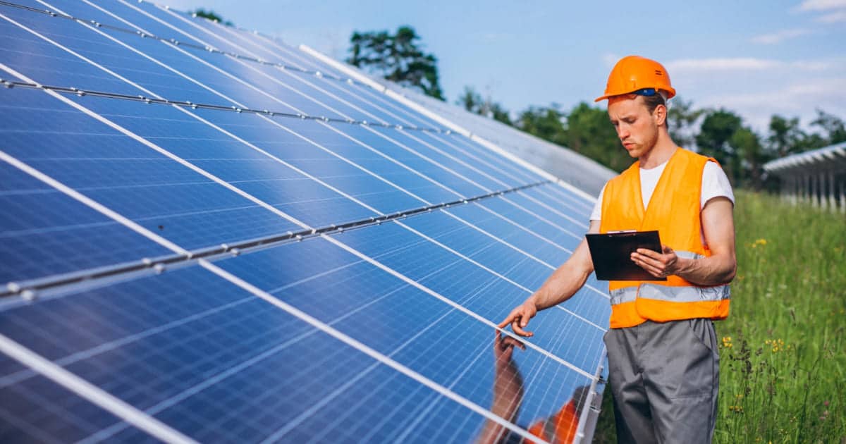 découvrez les dimensions des panneaux photovoltaïques pour optimiser l'installation de votre système solaire. informez-vous sur les tailles standard, les spécificités techniques et les meilleures pratiques pour maximiser votre production d'énergie renouvelable.