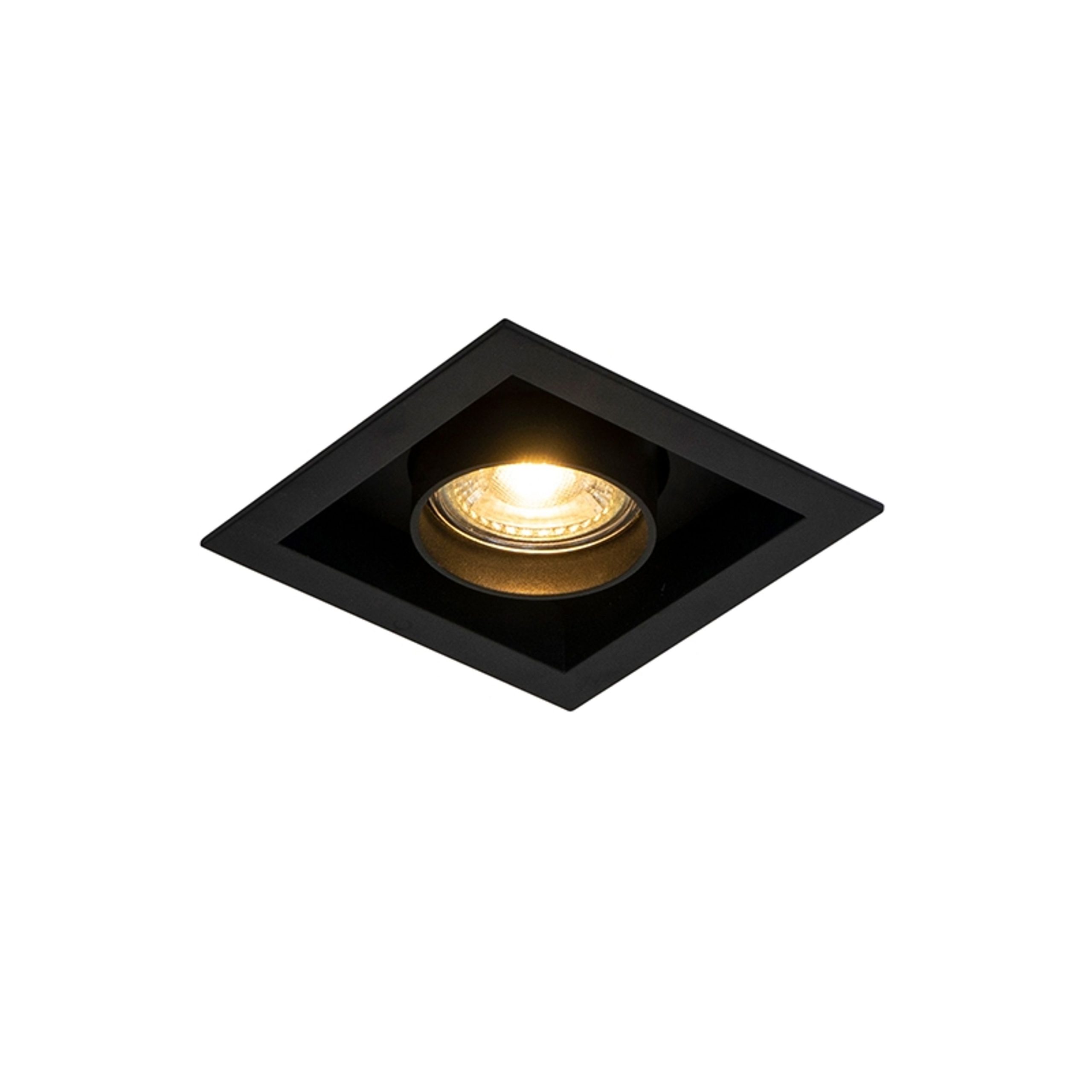 découvrez nos solutions innovantes d'éclairage sous toit pour illuminer vos espaces extérieurs avec style et efficacité. transformez vos terrasses et balcons en véritables havres de paix grâce à un éclairage chaleureux et fonctionnel.