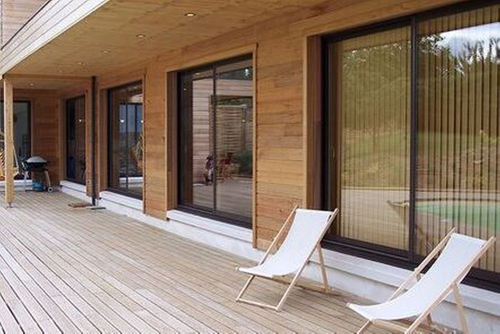 découvrez comment l'éclairage sous toit peut transformer vos espaces extérieurs et intérieurs. des idées innovantes pour créer une ambiance chaleureuse et accueillante grâce à des solutions d'éclairage adaptées à votre style.